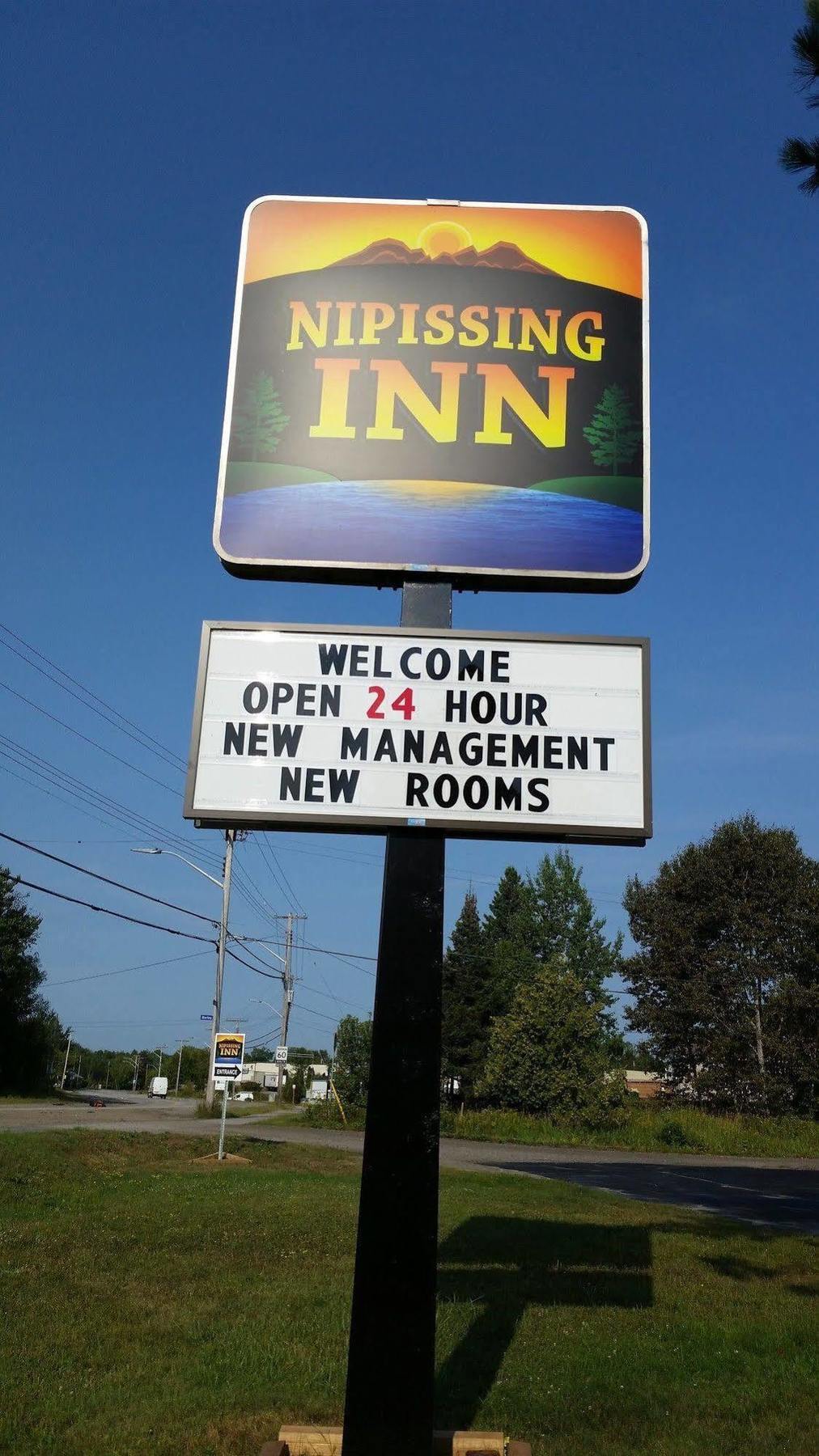 Nipissing Inn Север Бэй Экстерьер фото